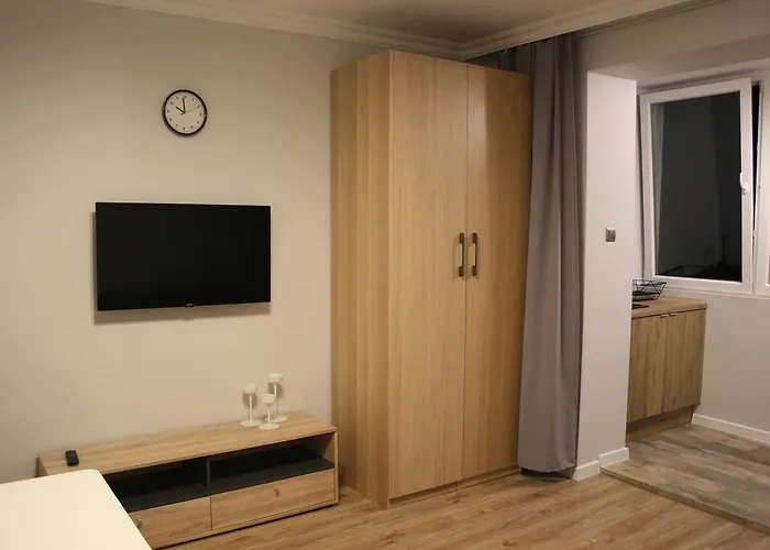 Old Town Mniszki Apartment